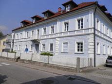 df725f0c-febd-418c-afc2-9d0926393e8c.jpg